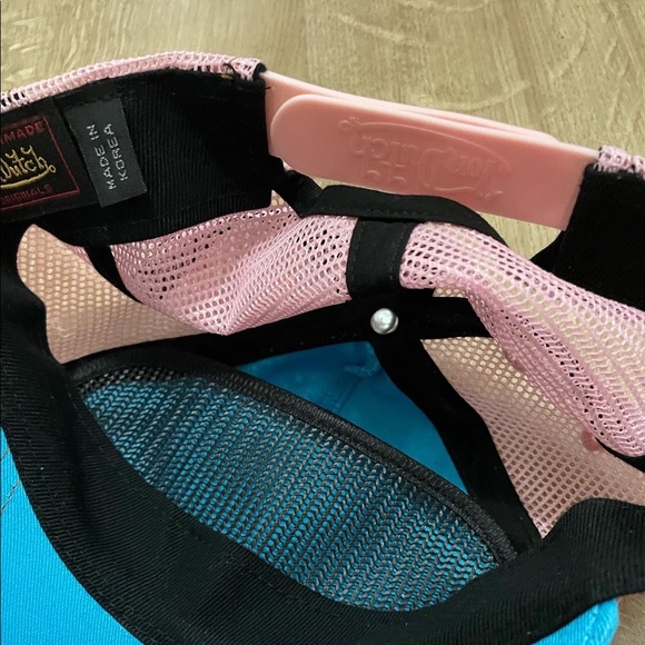 Von dutch trucker hat - Picture 2 of 4